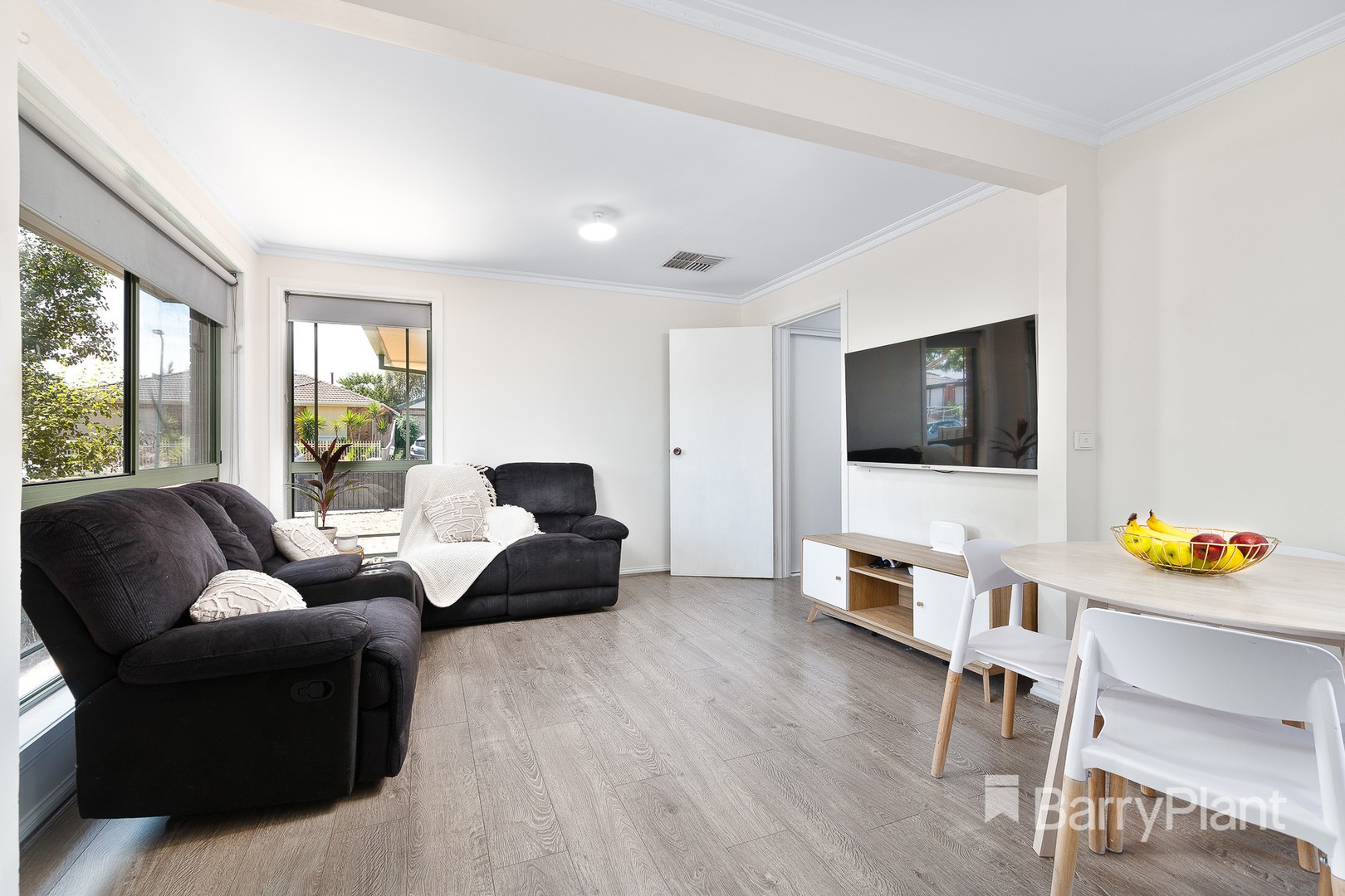 17 Plowman Court, Epping, VIC 3076, Epping - Thumbnail 2