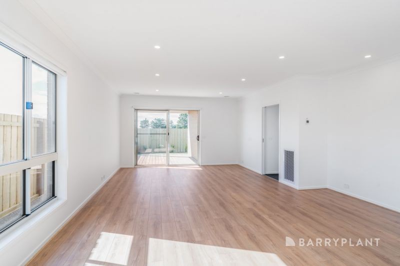 17 Pomeroy Rise, Mount Duneed, VIC 3217, Mount Duneed - Thumbnail 2