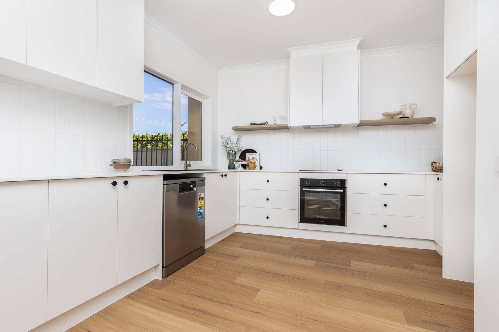 17 Poplar Parade, Mildura, VIC 3500 - Thumbnail 2 - 16/04/2026