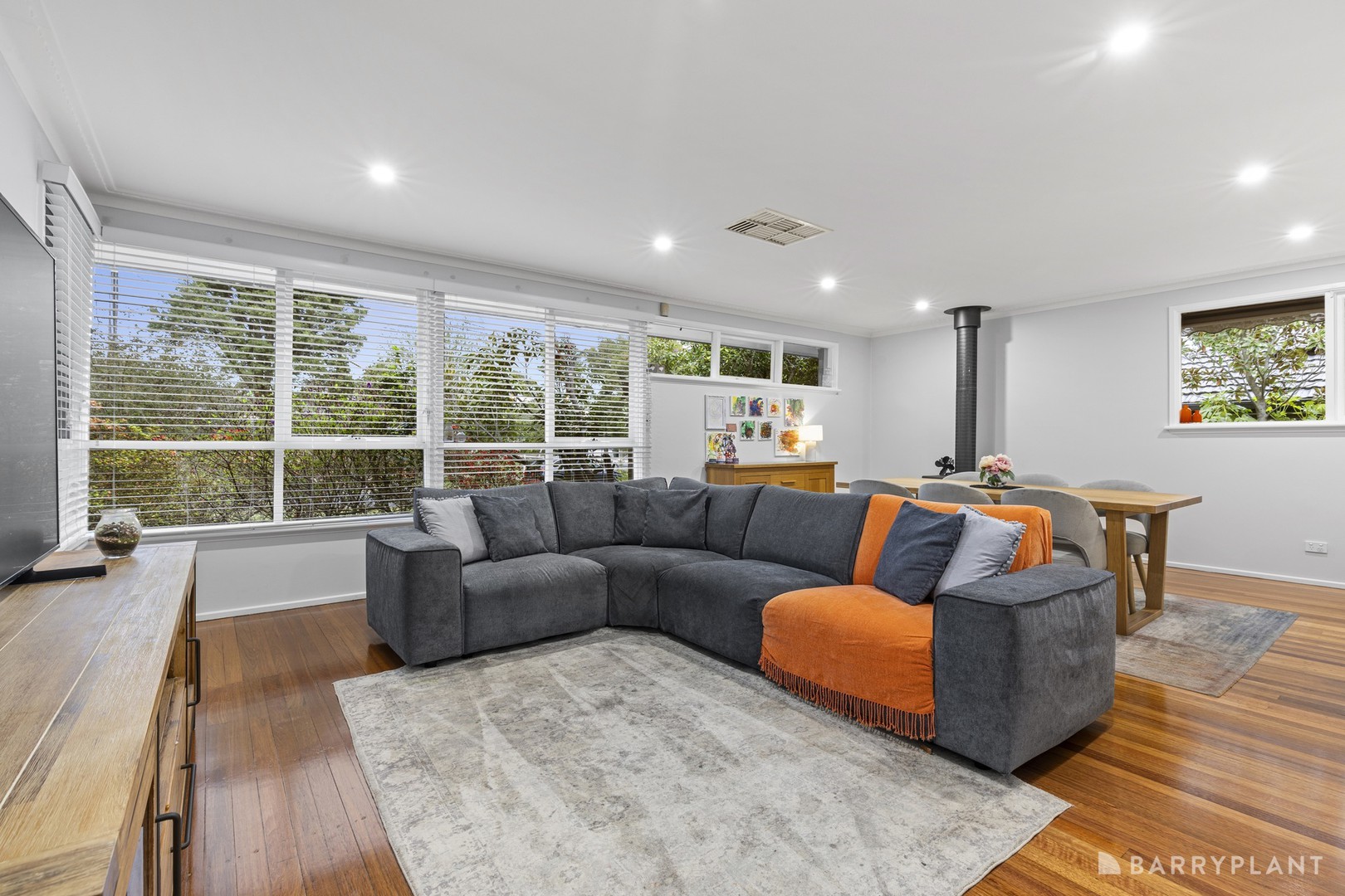 17 Portsmouth Street, Heathmont, VIC 3135 - Thumbnail 2 - 29/09/2025