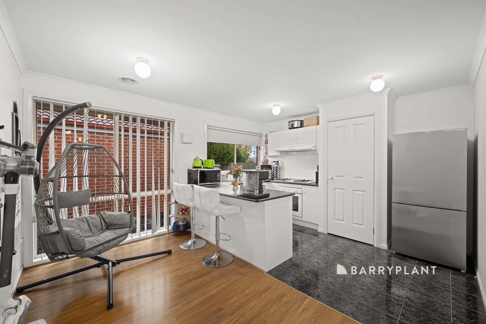 17 Pownceby Court, Pakenham, VIC 3810, Pakenham - Thumbnail 2