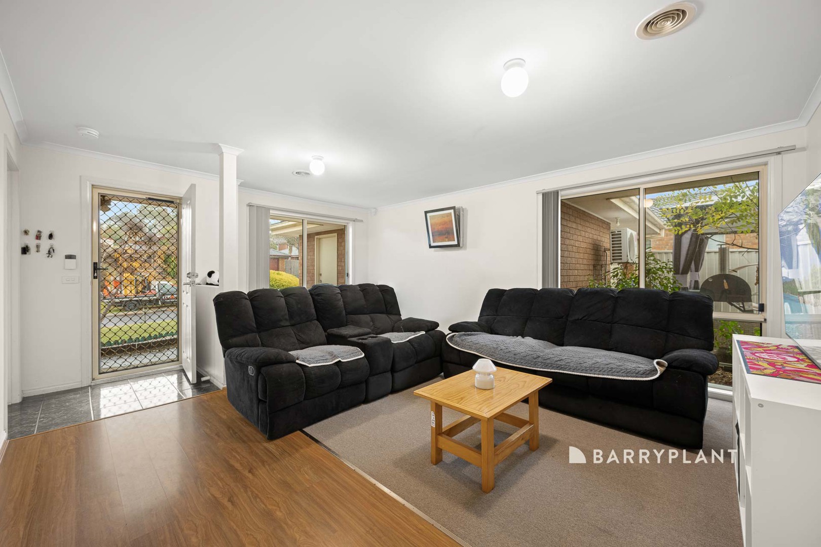 17 Pownceby Court, Pakenham, VIC 3810, Pakenham - Thumbnail 3