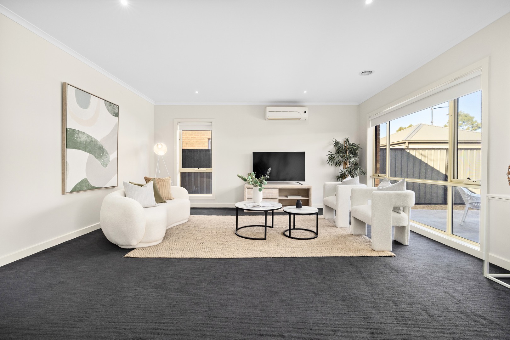 17 Prichard Walk, Point Cook, VIC 3030, Point Cook - Thumbnail 4