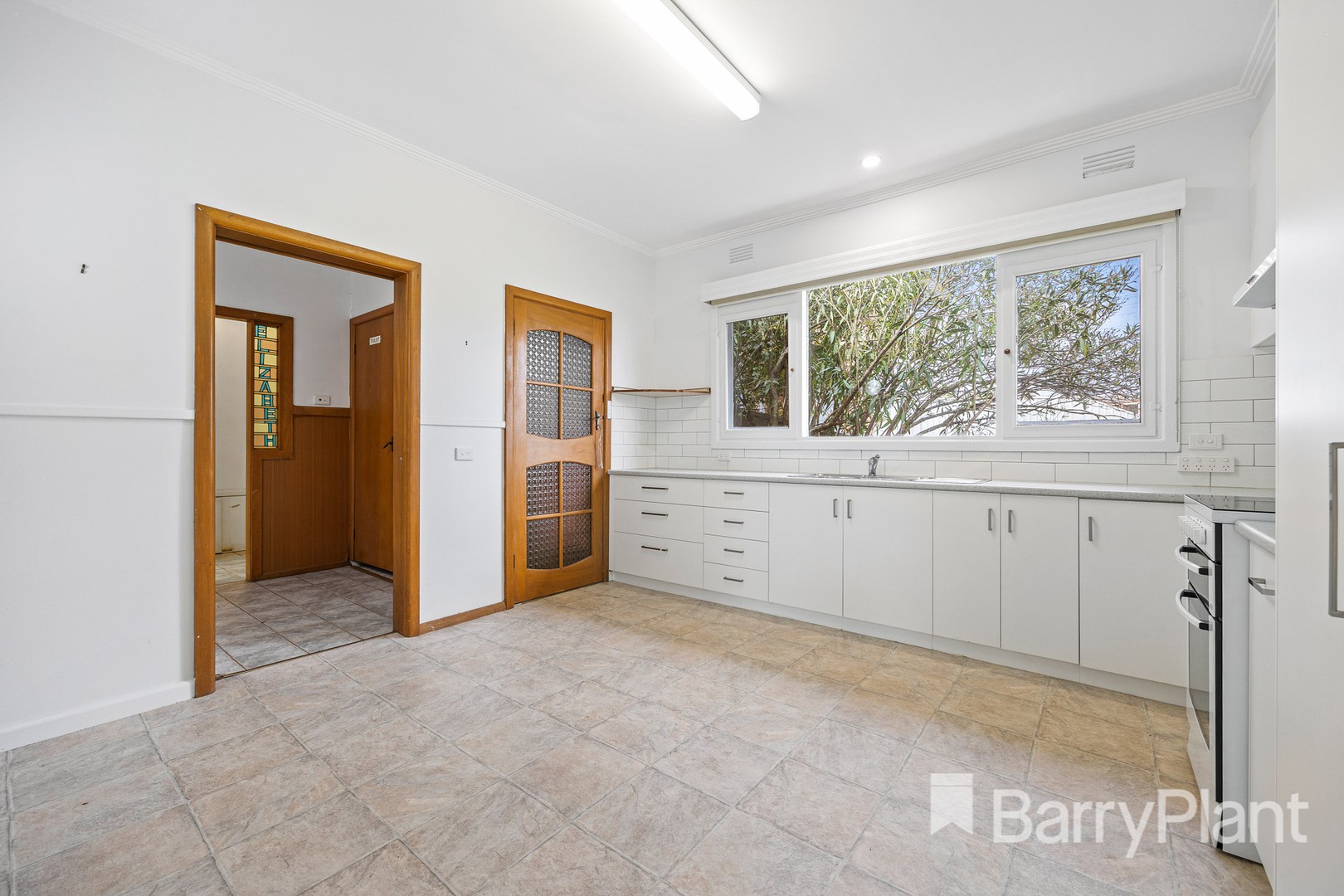 17 Pryor Street, Mount Pleasant, VIC 3350, Mount Pleasant - Thumbnail 7