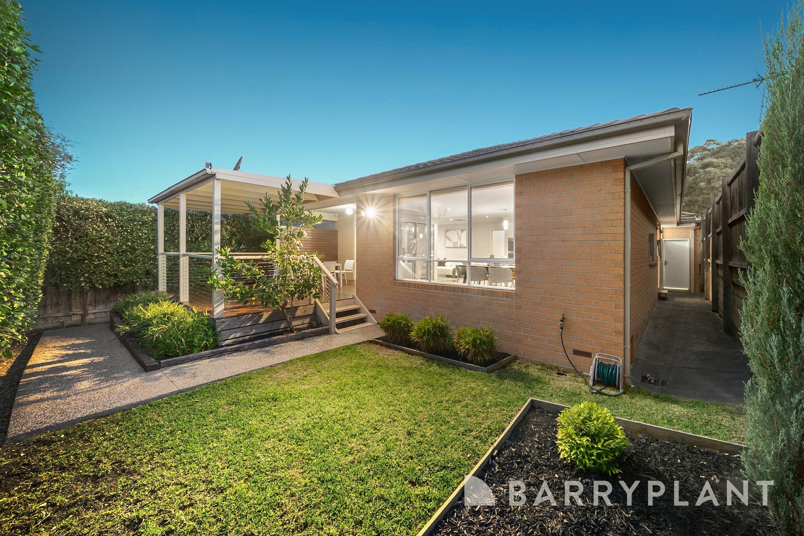 17 Queens Gardens, Bundoora, VIC 3083, Bundoora - Thumbnail 8