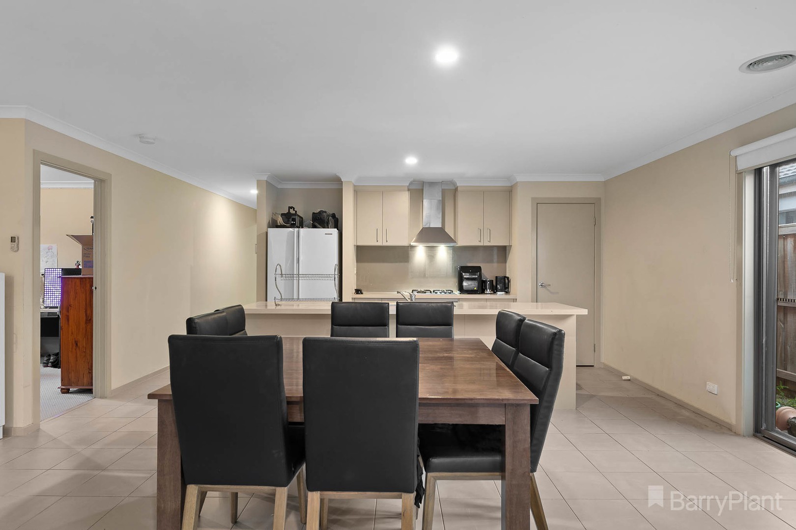 17 Raven Court, Pakenham, VIC 3810, Pakenham - Thumbnail 3
