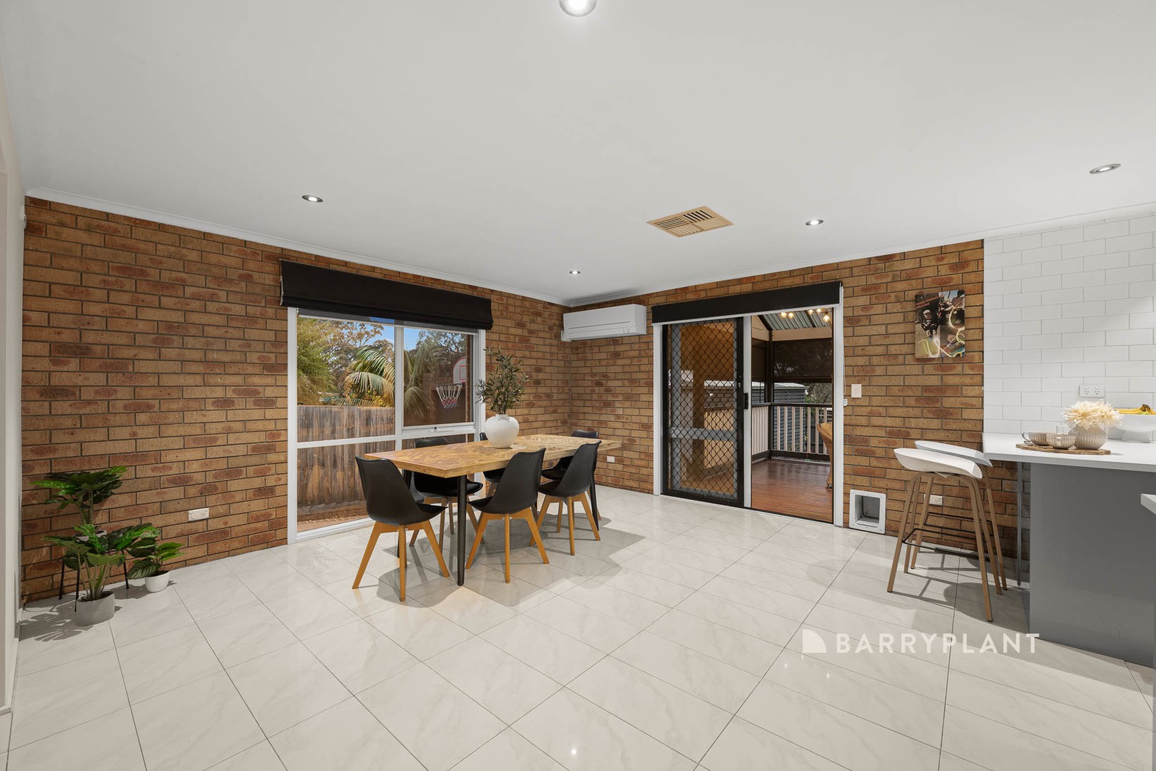 17 Ravensthorpe Crescent, Narre Warren, VIC 3805, Narre Warren - Thumbnail 5
