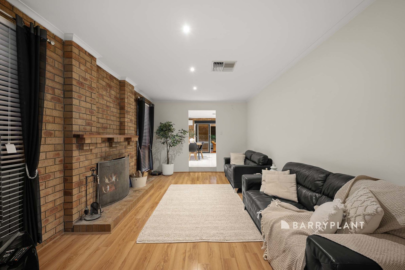 17 Ravensthorpe Crescent, Narre Warren, VIC 3805, Narre Warren - Thumbnail 6