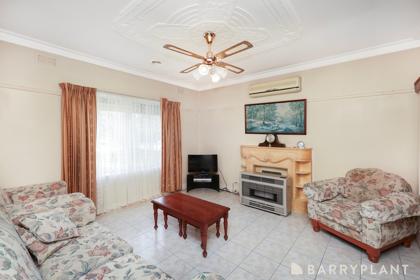 17 Raymond Street, Sunshine West, VIC 3020 - Thumbnail 2 - 19/01/2025