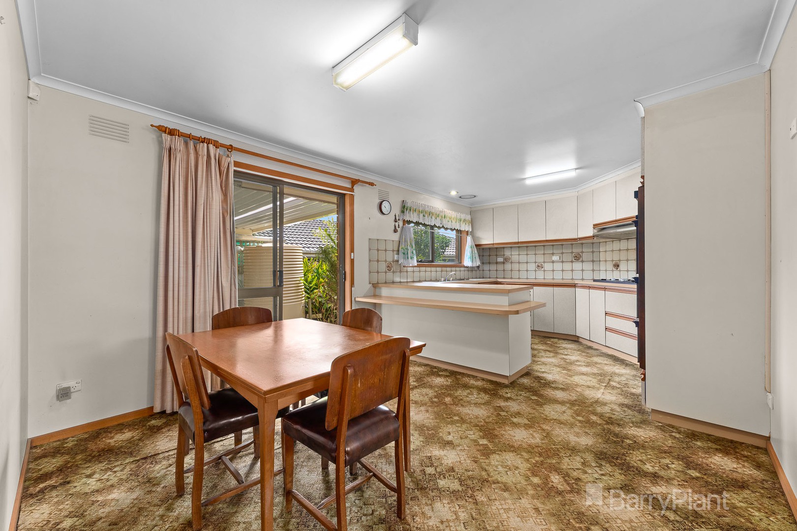 17 Robinson Crescent, Hampton Park, VIC 3976, Hampton Park - Thumbnail 8