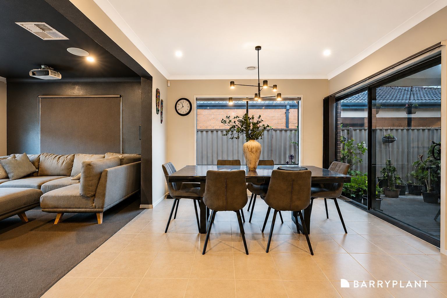 17 Romina Street, Pakenham, VIC 3810, Pakenham - Thumbnail 4