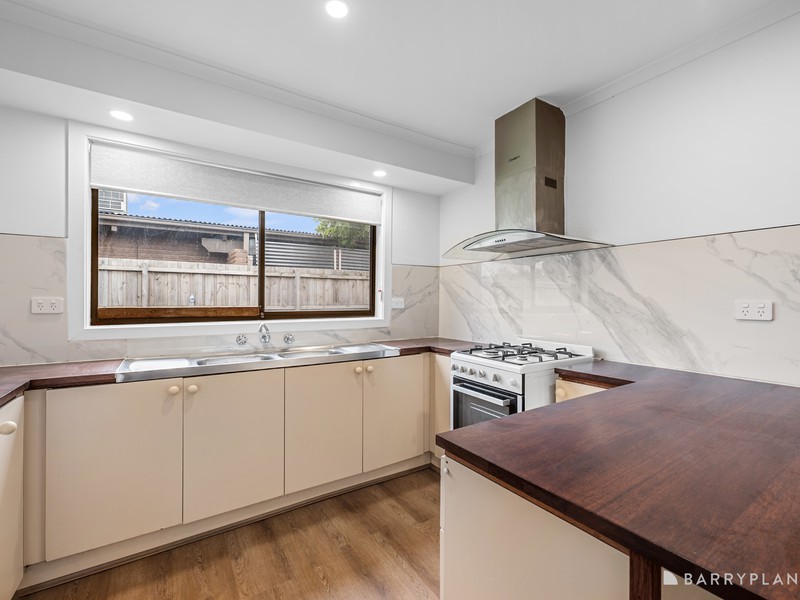 17 Rosina Drive, Melton, VIC 3337 - Image - 17/08/2026