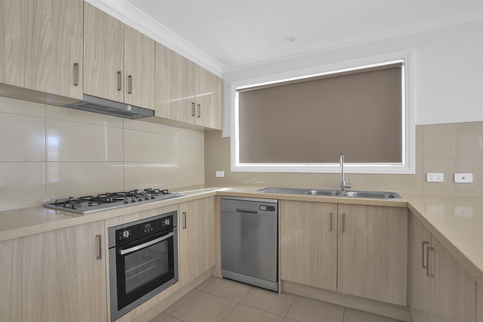 17 Rufous Street, Longwarry, VIC 3816 - Thumbnail 1 - 21/09/2026