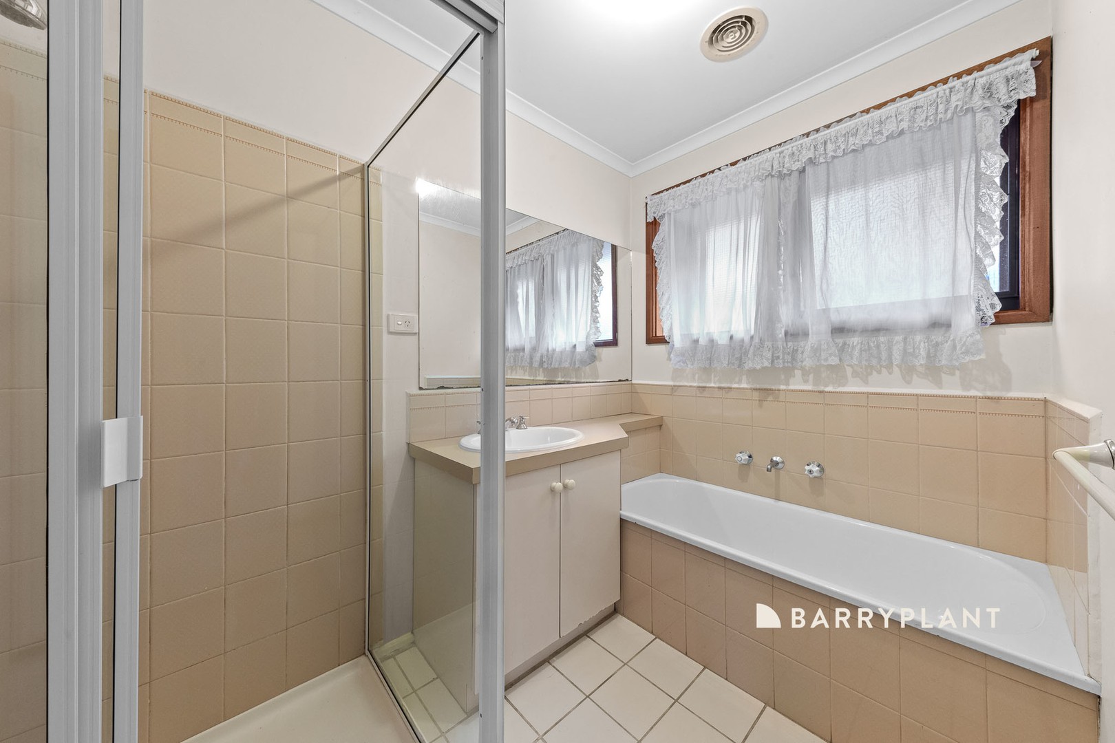 17 Saffron Drive, Hallam, VIC 3803, Hallam - Thumbnail 8