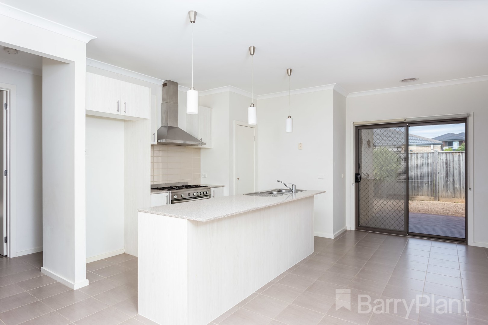 17 Sandy Avenue, Point Cook, VIC 3030, Point Cook - Thumbnail 4