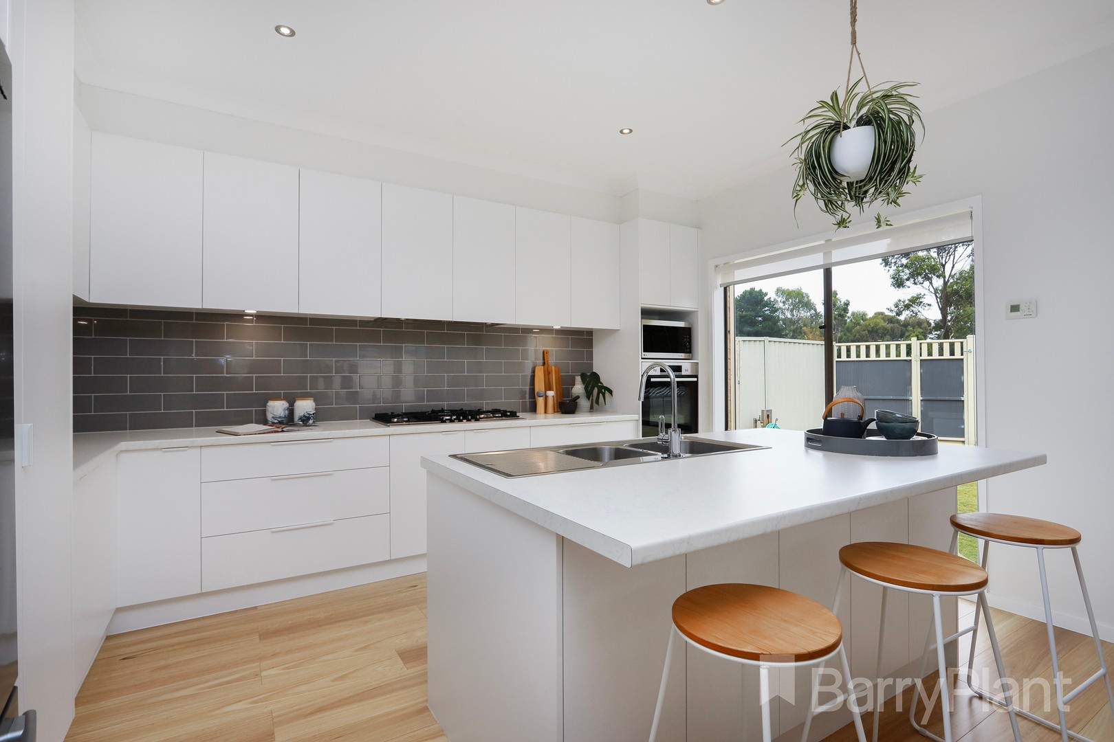 17 Scottsdale Court, Craigieburn, VIC 3064, Craigieburn - Thumbnail 7