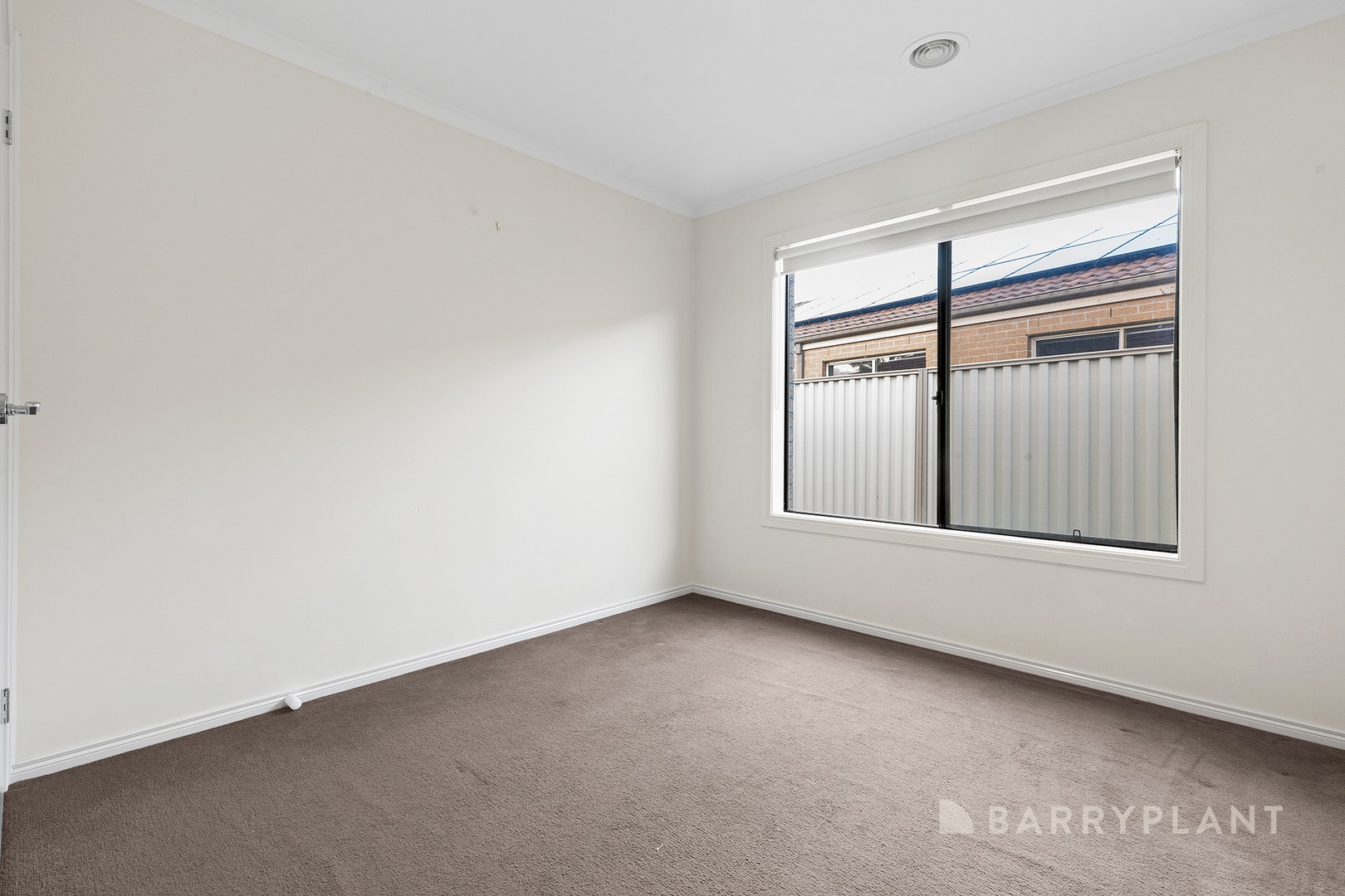 17 Serenity Street, Pakenham, VIC 3810, Pakenham - Thumbnail 3