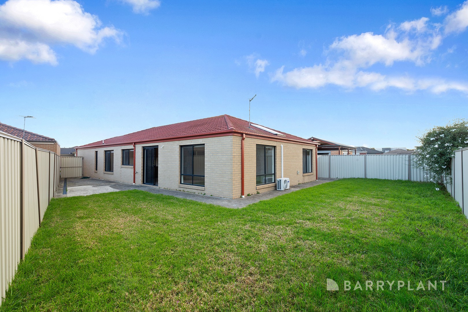 17 Serenity Street, Pakenham, VIC 3810, Pakenham - Thumbnail 5
