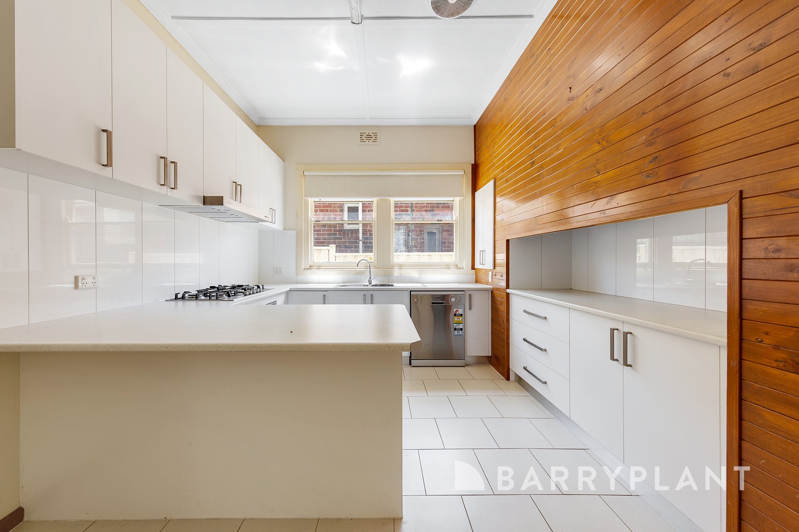 17 Servante Street, Sunshine, VIC 3020, Sunshine - Thumbnail 3