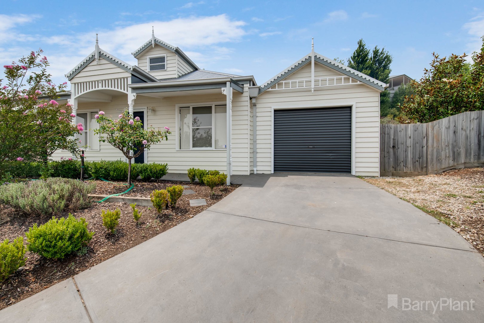 17 Shae Crescent, Drouin, VIC 3818, Drouin - Thumbnail 3