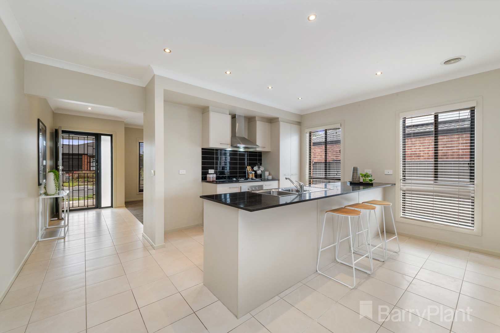 17 Sherlock Avenue, Tarneit, VIC 3029, Tarneit - Thumbnail 3