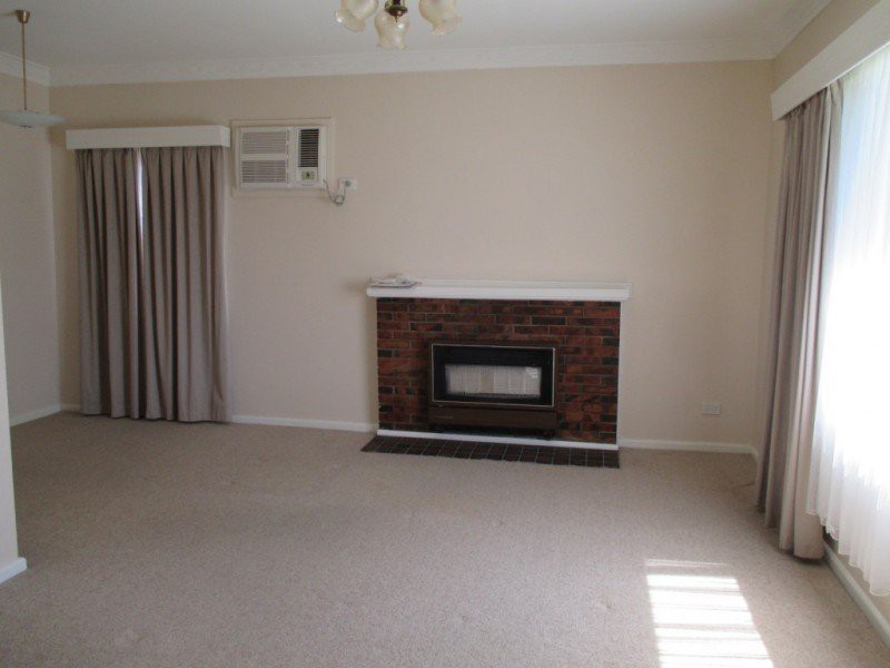 17 Shrives Road, Narre Warren, VIC 3805, Narre Warren - Thumbnail 3
