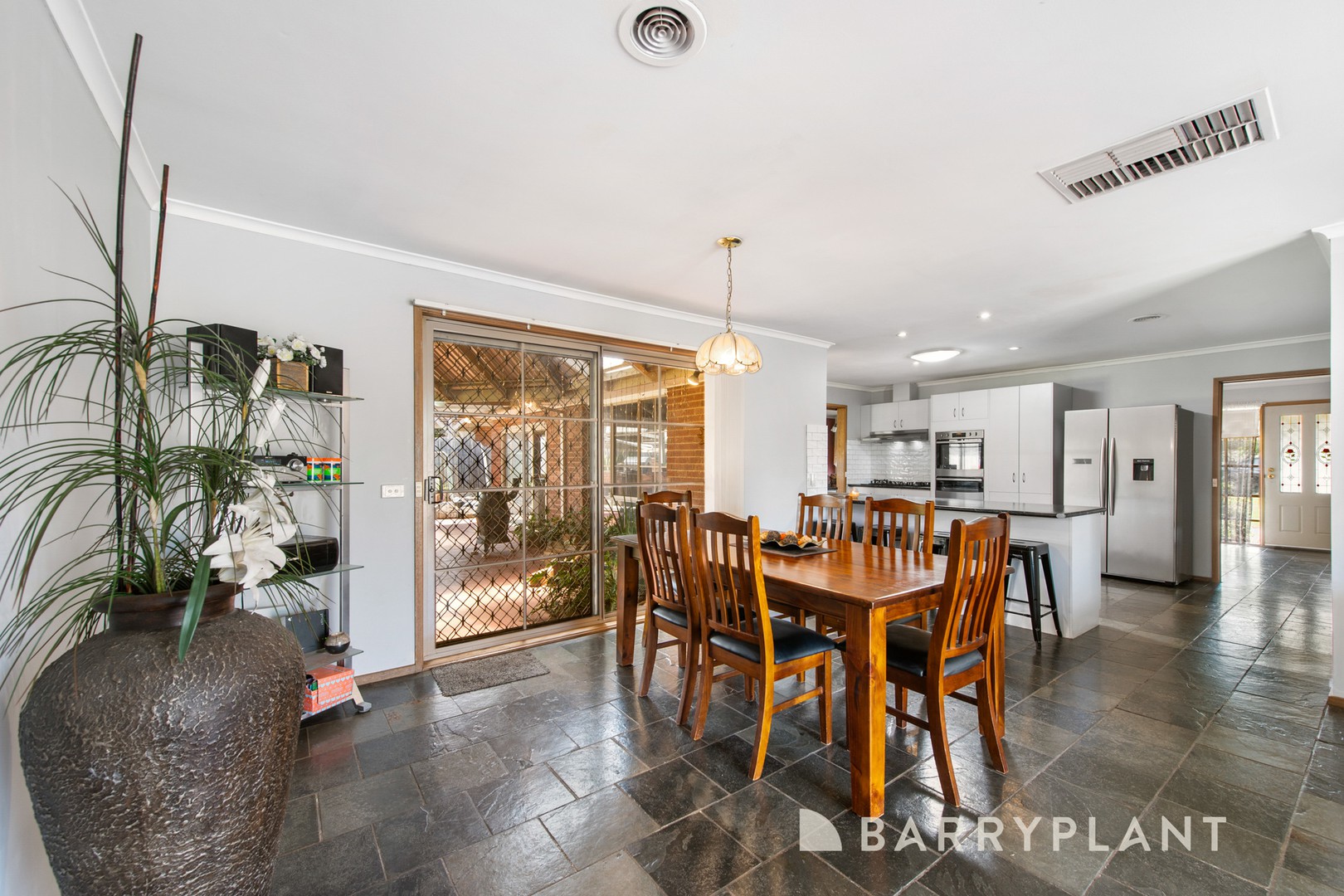 17 Silber Court, Melton West, VIC 3337, Melton West - Thumbnail 8