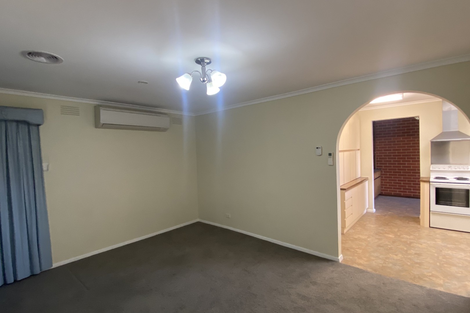17 Smith Avenue, Thomastown, VIC 3074, Thomastown - Thumbnail 2