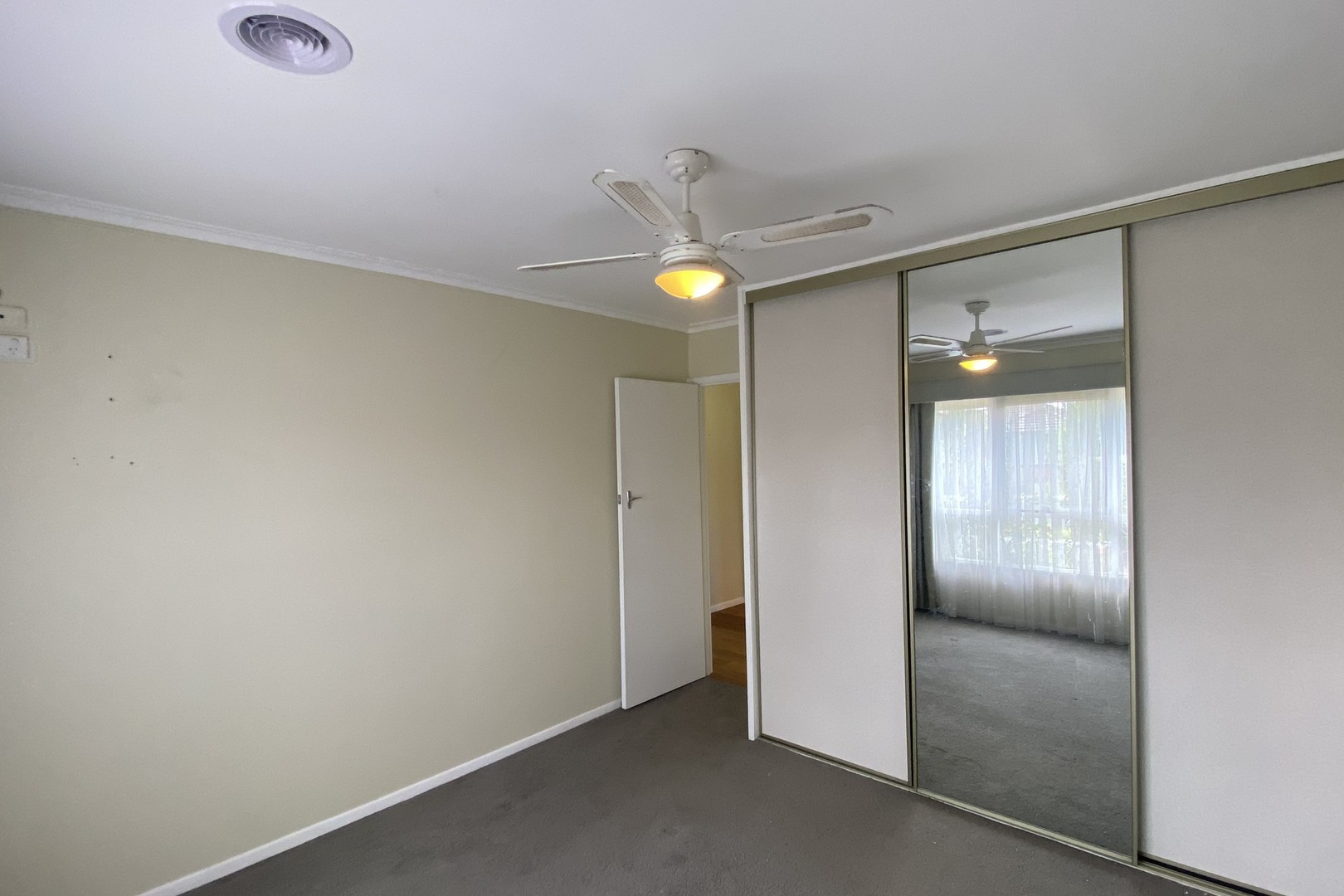17 Smith Avenue, Thomastown, VIC 3074, Thomastown - Thumbnail 4