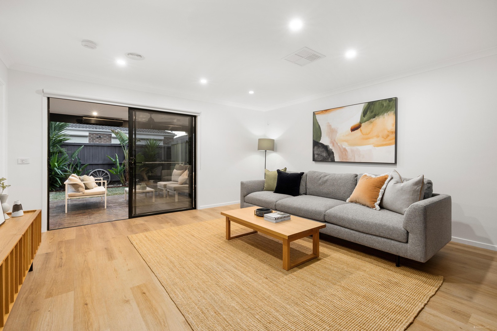 17 Spirit Avenue, Doreen, VIC 3754 - Thumbnail 2 - 03/10/2025