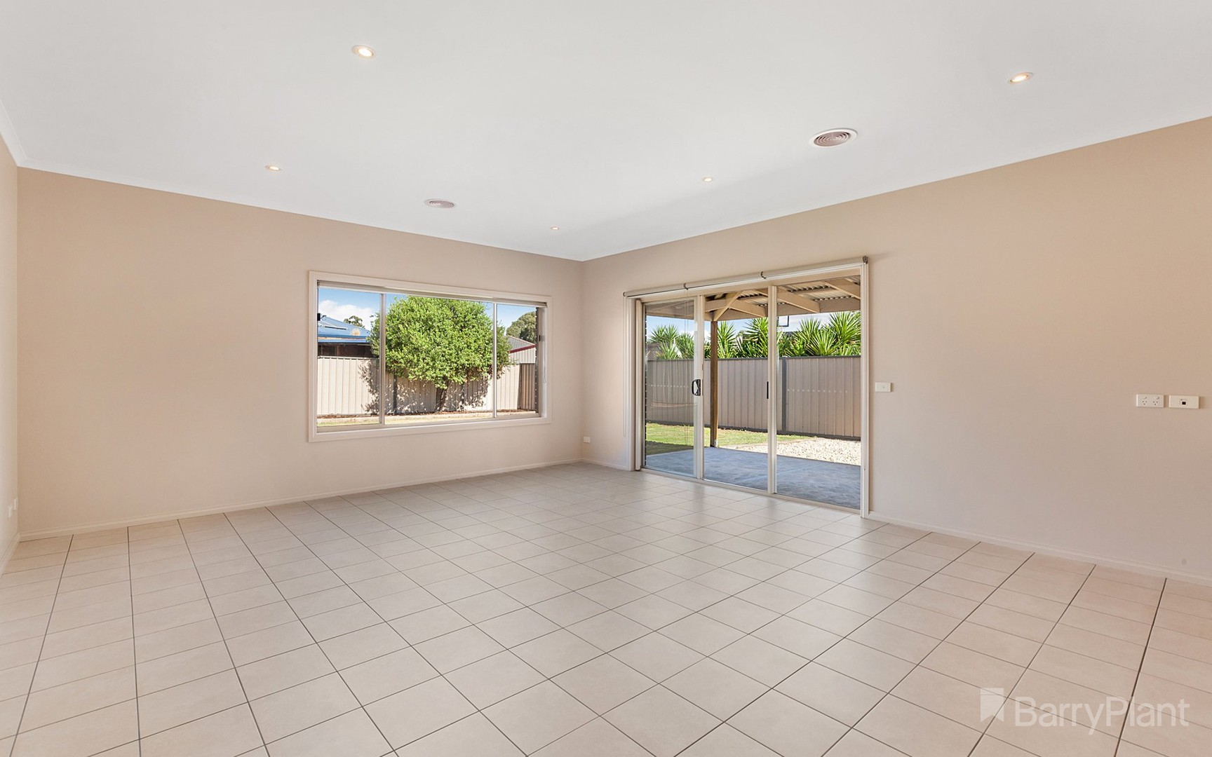 17 Stafford Street, Broadford, VIC 3658, Broadford - Thumbnail 3