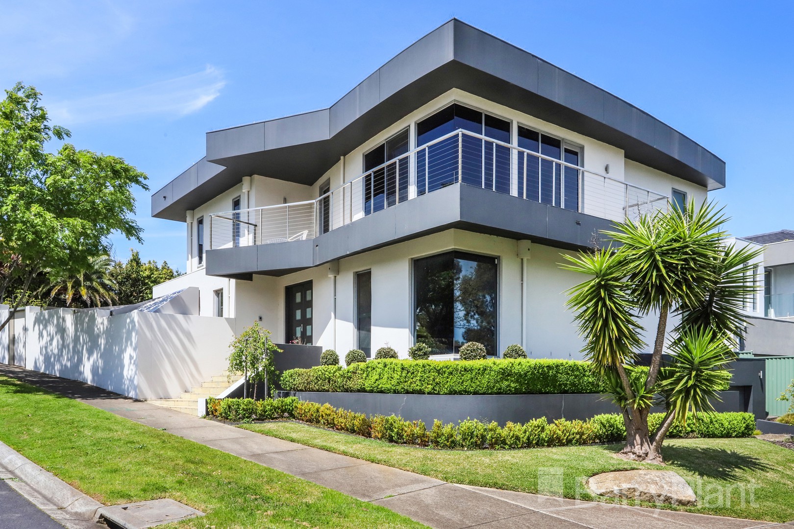 17 Stonebridge Way, Attwood, VIC 3049, Attwood - Thumbnail 3