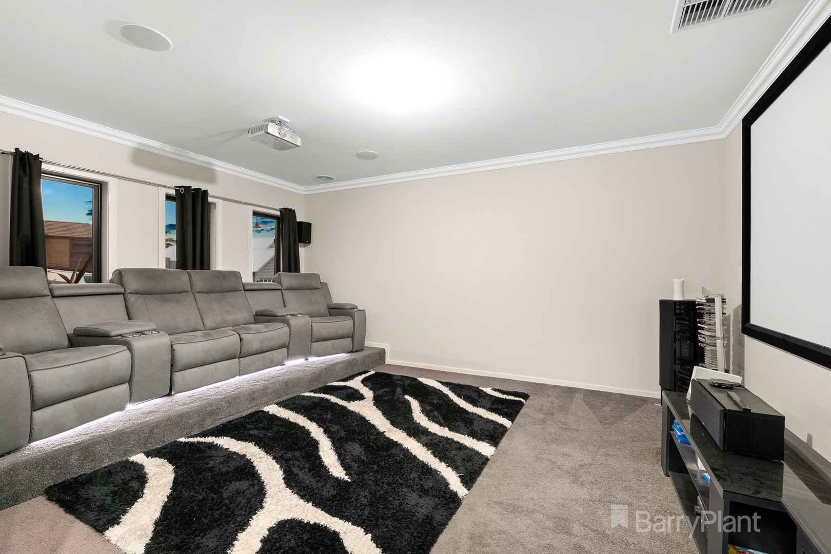 17 Summerhill Drive, Pakenham, VIC 3810, Pakenham - Thumbnail 8