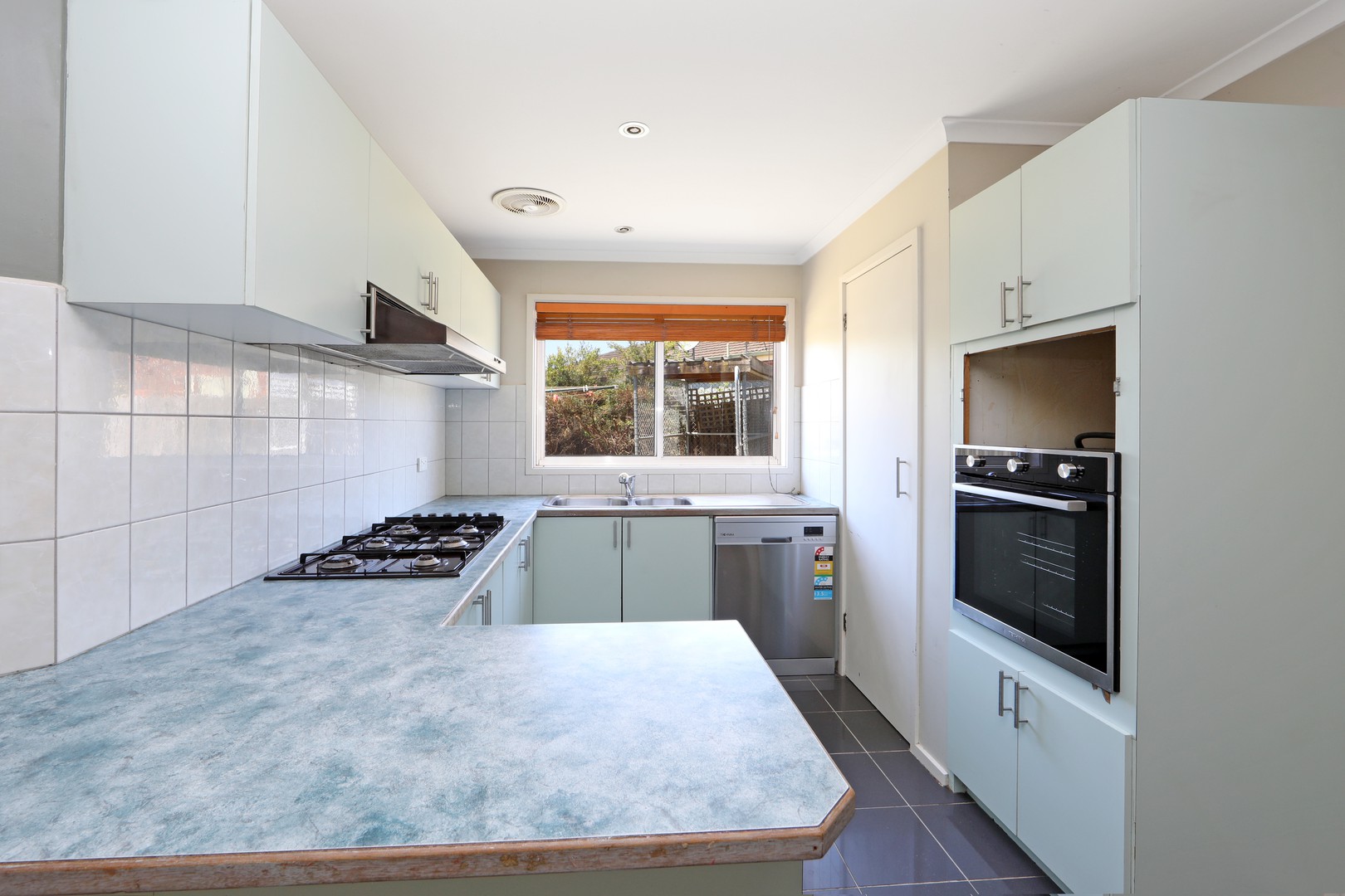 17 Sunshine Street, Rowville, VIC 3178, Rowville - Thumbnail 3