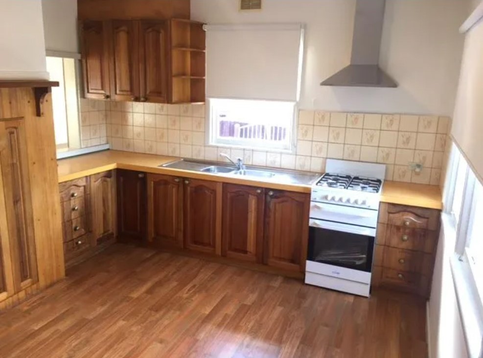 17 Synnott Street, Hamlyn Heights, VIC 3215 - Thumbnail 2 - 23/09/2024