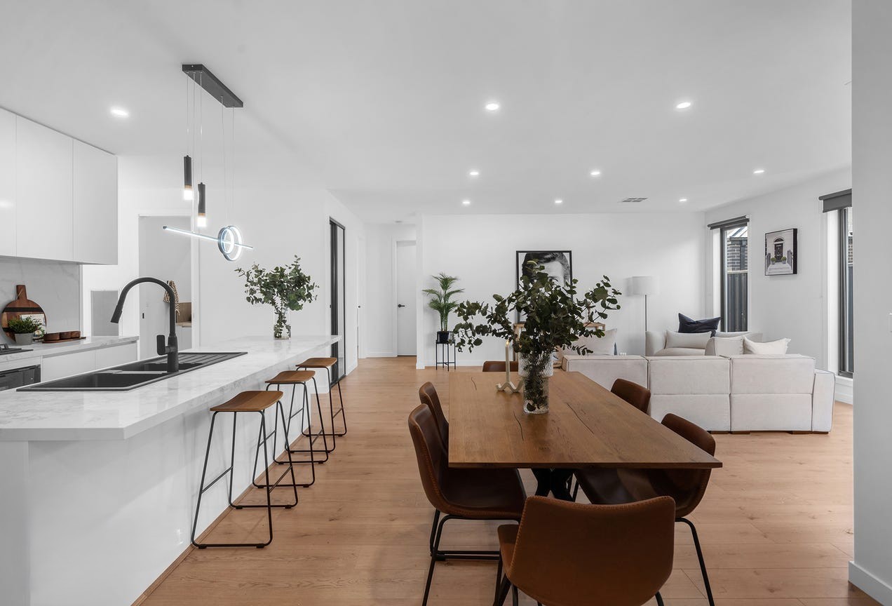 17 Taggiasca Drive, Wollert, VIC 3750 - Thumbnail 2 - 01/04/2026