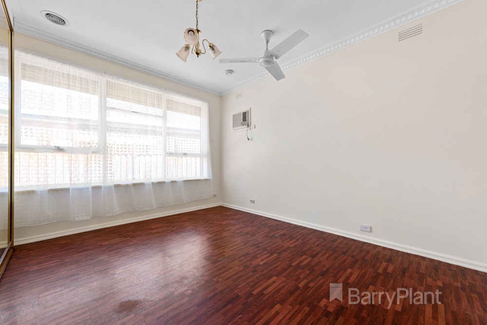 17 Taranto Drive, Noble Park, VIC 3174, Noble Park - Thumbnail 4