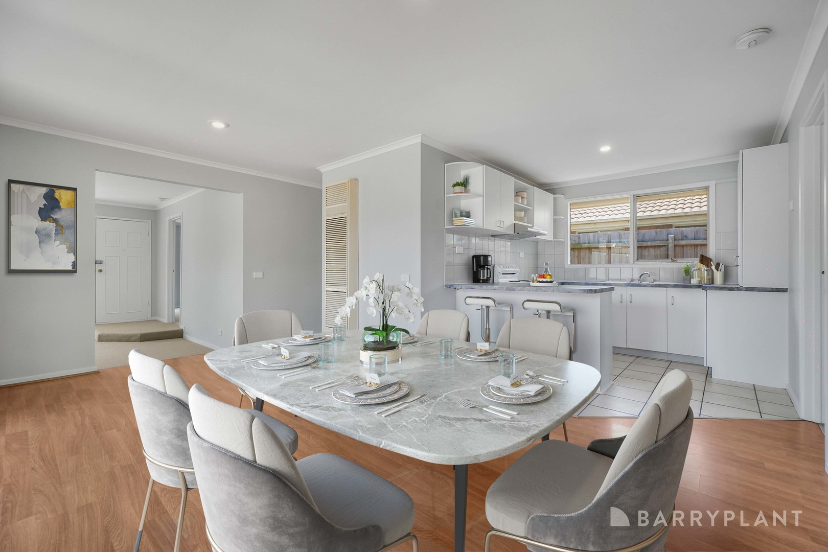 17 Templeton Crescent, Pakenham, VIC 3810, Pakenham - Thumbnail 4