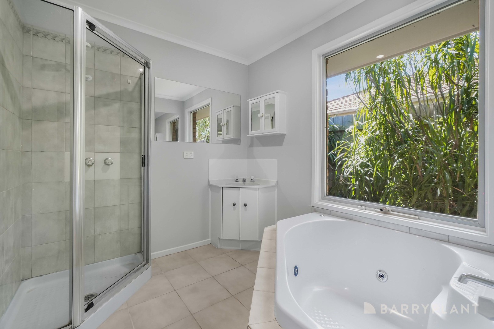 17 Templeton Crescent, Pakenham, VIC 3810, Pakenham - Thumbnail 6