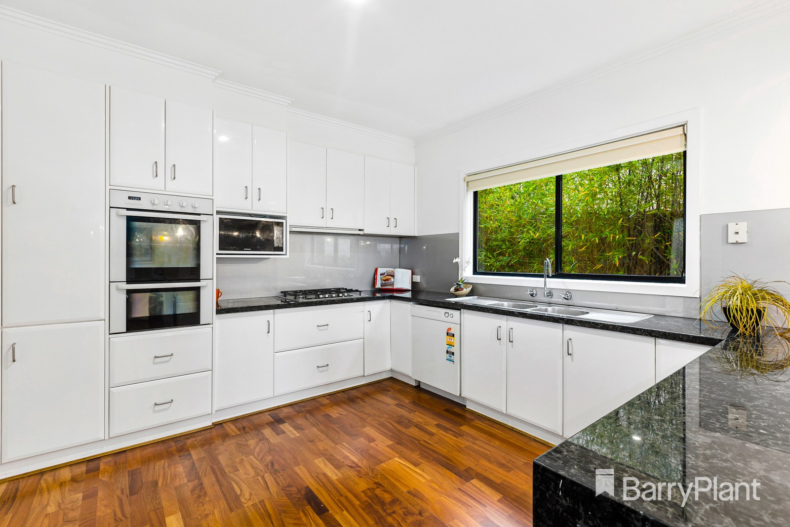 17 Tom Begg Court, Wheelers Hill, VIC 3150, Wheelers Hill - Thumbnail 4