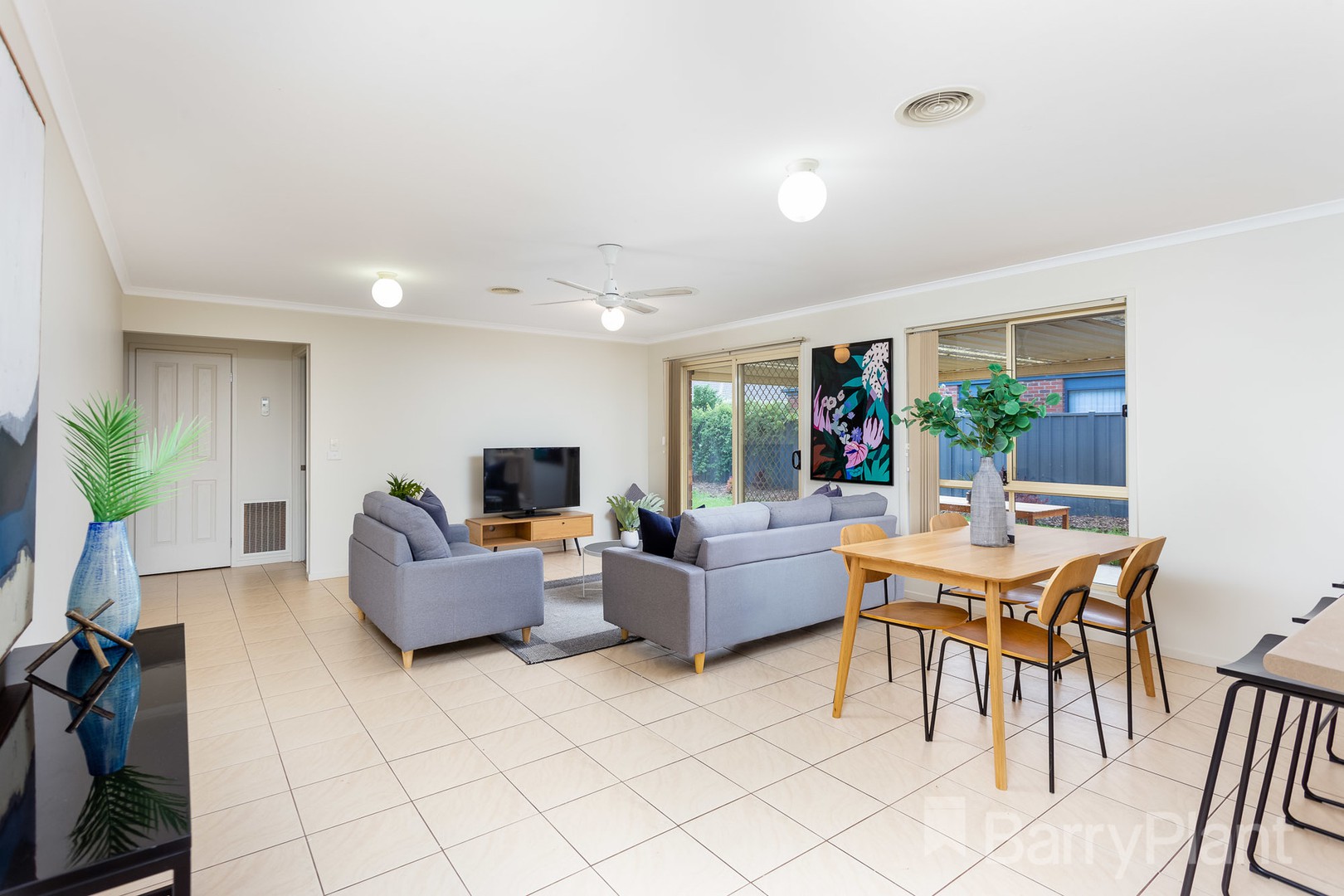 17 Trapani Avenue, Point Cook, VIC 3030, Point Cook - Thumbnail 2