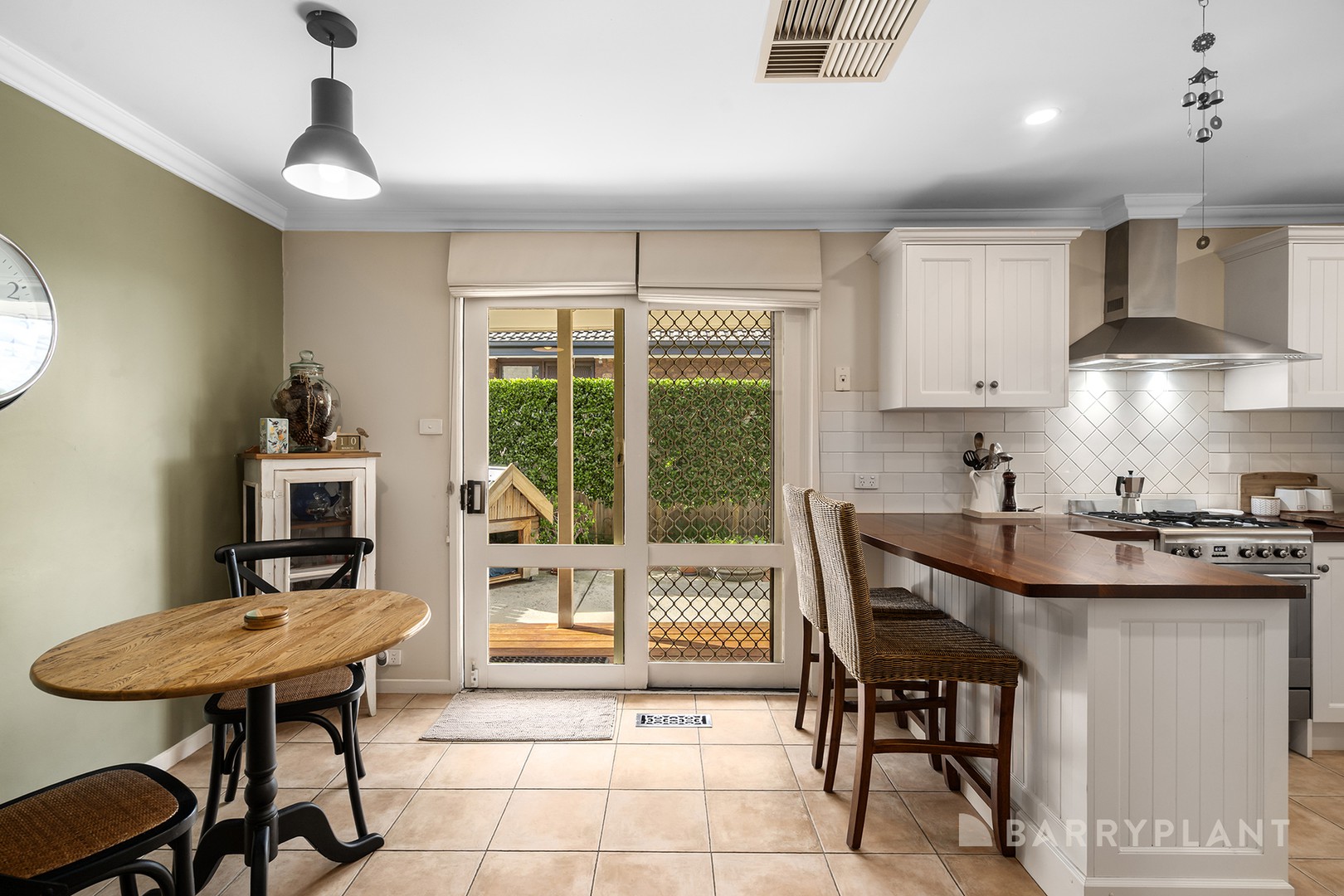 17 Trenton Place, Mooroolbark, VIC 3138, Mooroolbark - Thumbnail 3