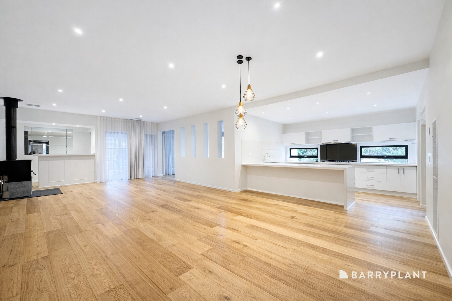 17 Valleyview Grove, Drouin, VIC 3818, Drouin - Thumbnail 3