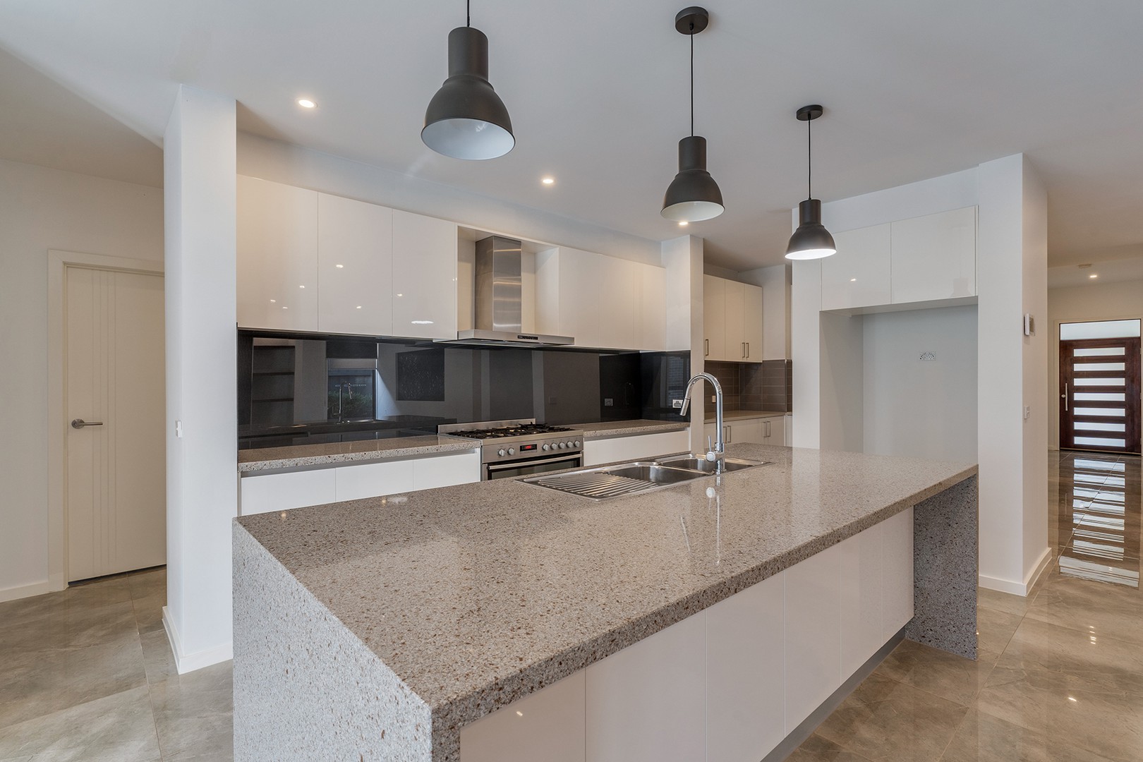 17 Veneto Grove, Greenvale, VIC 3059 - Thumbnail 1 - 08/05/2026