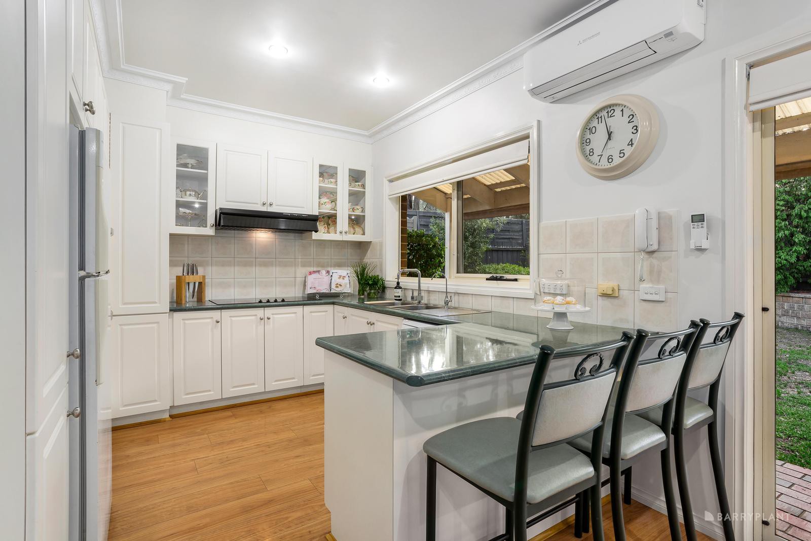 17 Viewgrand Way, Greensborough, VIC 3088, Greensborough - Thumbnail 5