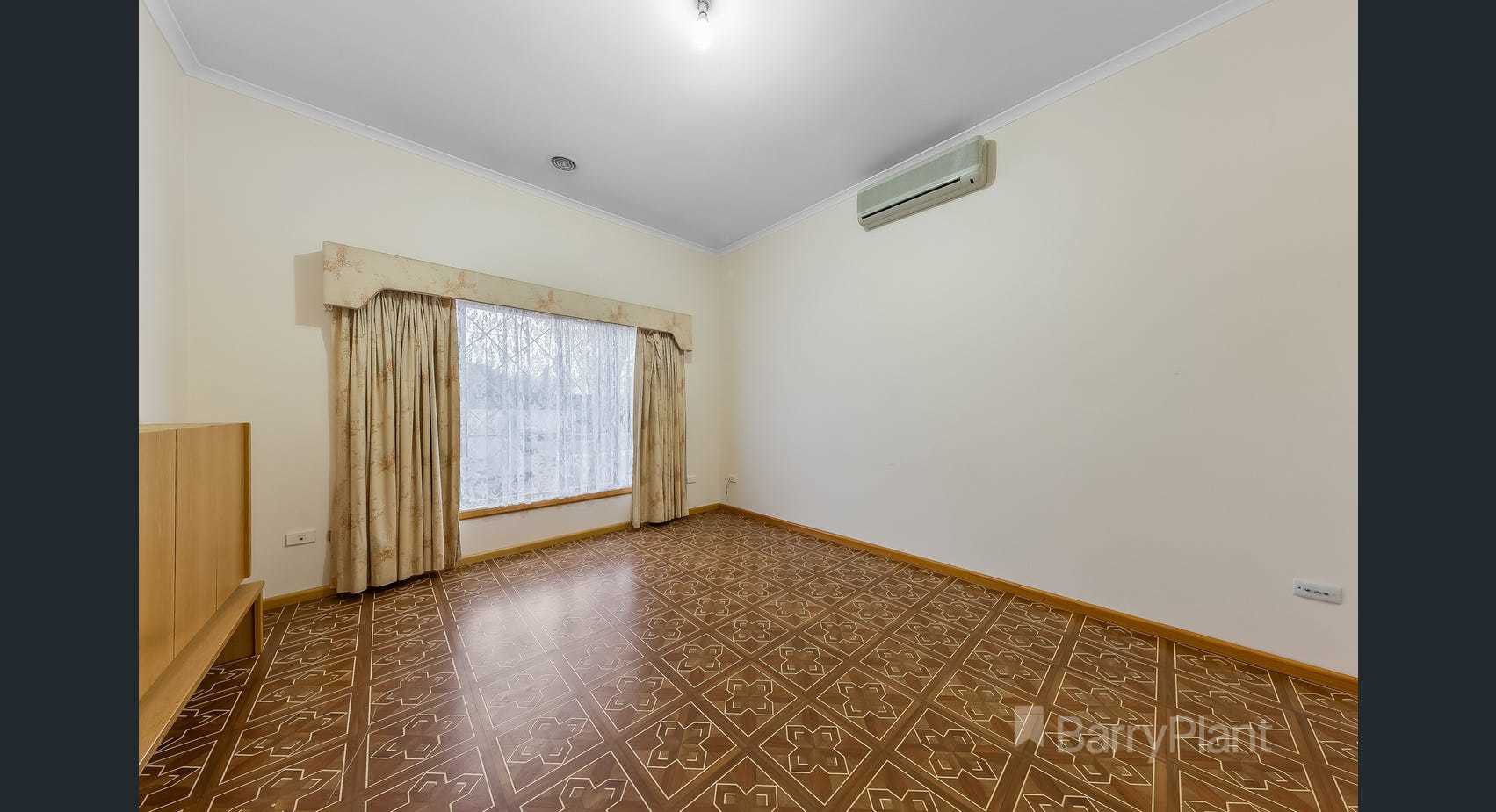 17 Walmer Avenue, St Albans, VIC 3021, St Albans - Thumbnail 4