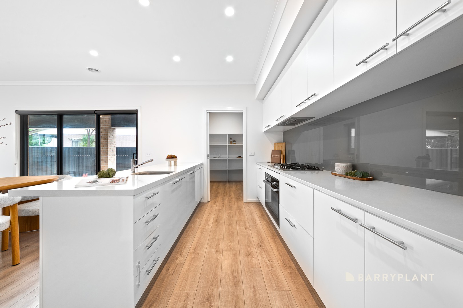 17 Warragul Street, Dallas, VIC 3047, Dallas - Thumbnail 3