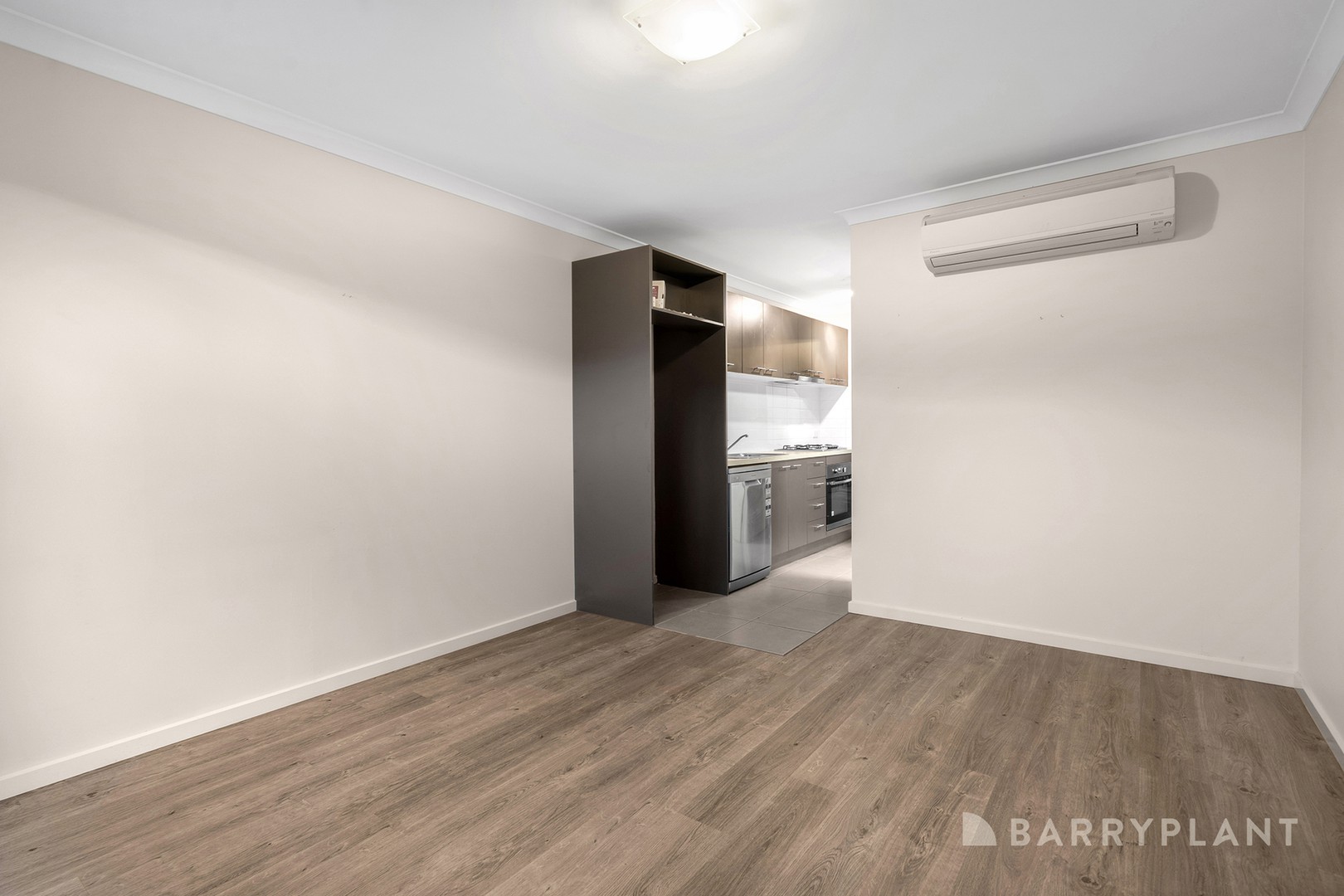 17 White Close, Lilydale, VIC 3140 - Thumbnail 2 - 20/05/2026