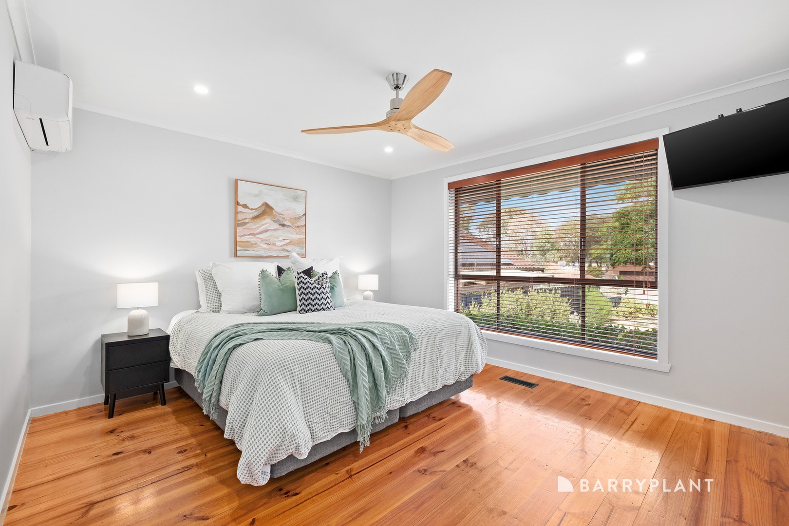 17 Whitfield Court, Mill Park, VIC 3082, Mill Park - Thumbnail 5