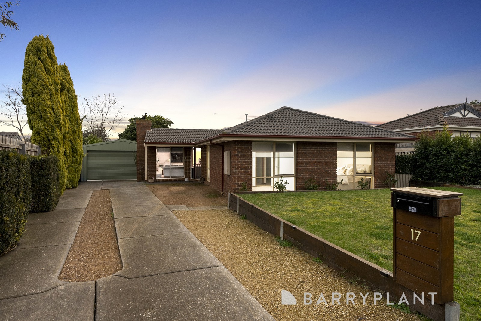 17 Winfield Drive, Kurunjang, VIC 3337, Kurunjang - Thumbnail 2